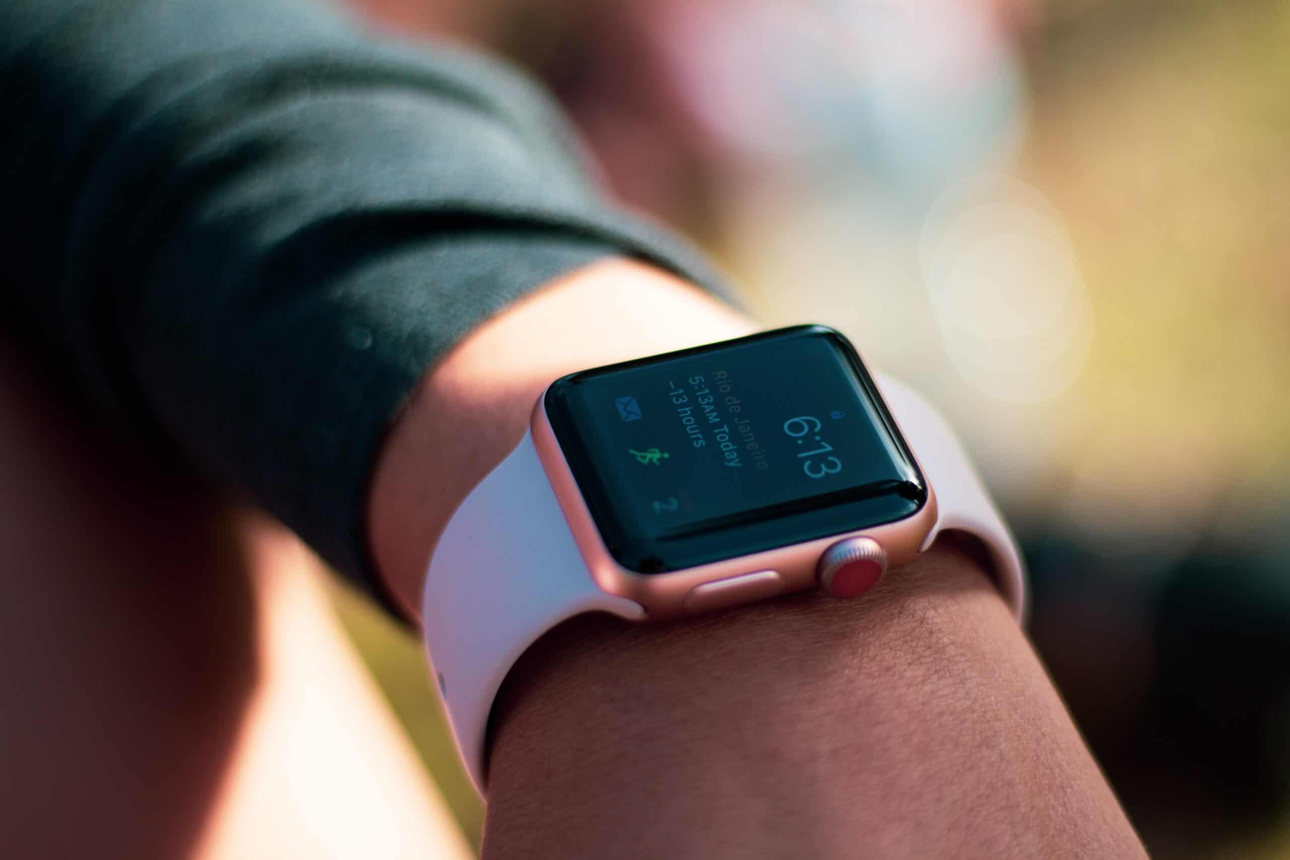 Waarop moet je letten bij het aankopen van een smartwatch om te fitnessen?